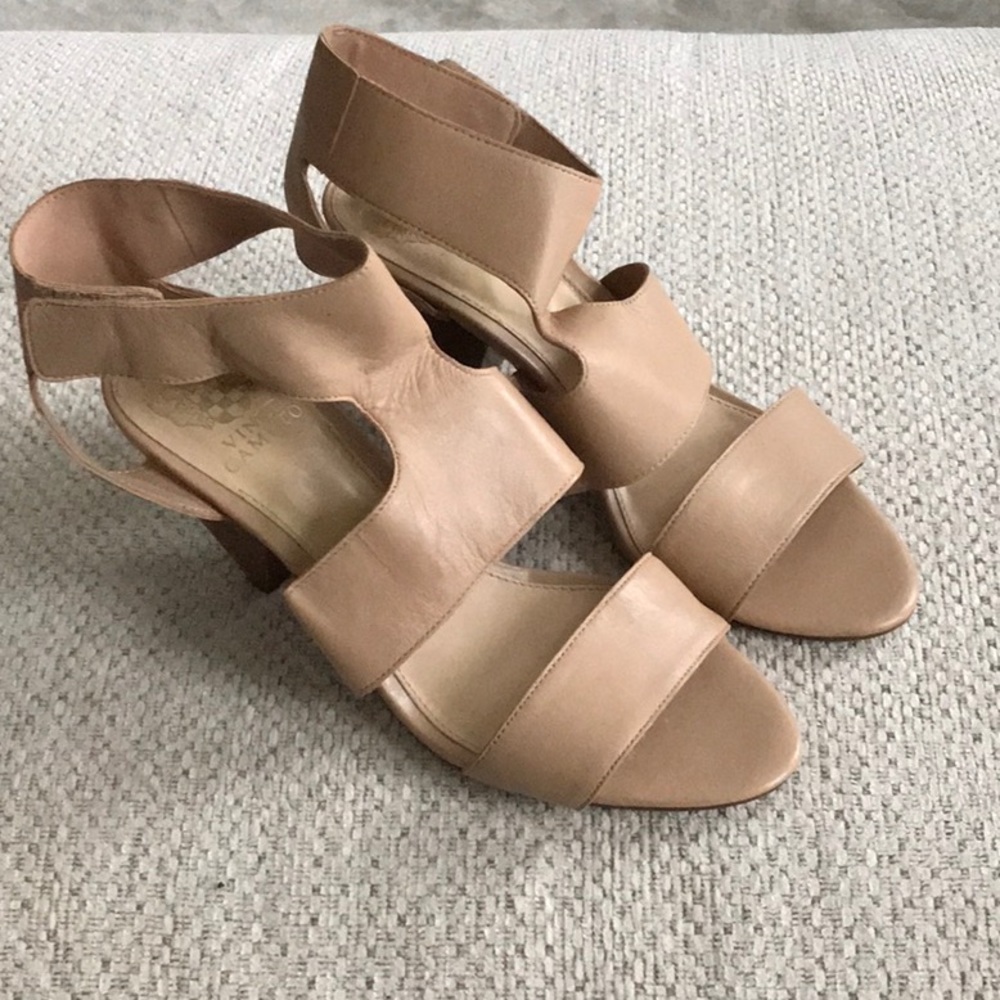 Vince Camuto sandal